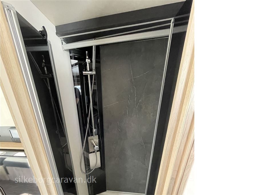 Elnagh T-Loft 532